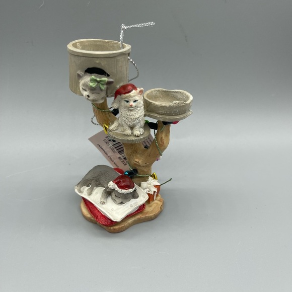 Cat Condo Ornament, NWT 🐾 - Picture 5 of 6